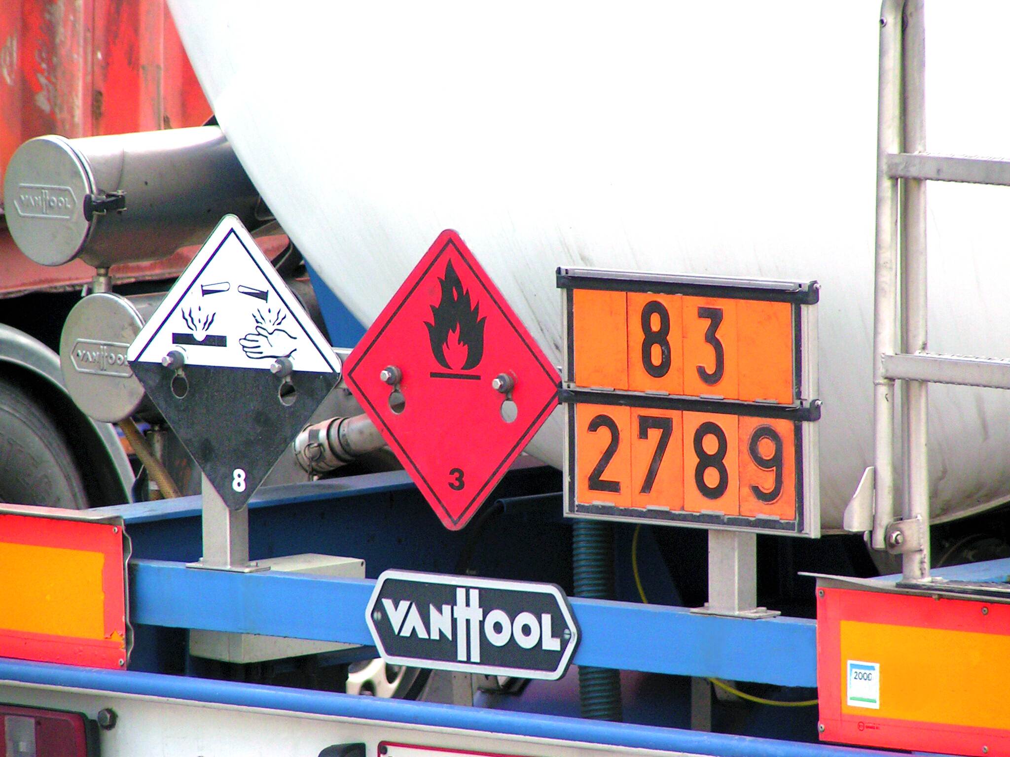 Formation ADR Examen réussi, permis en poche, pour un transport en ...
